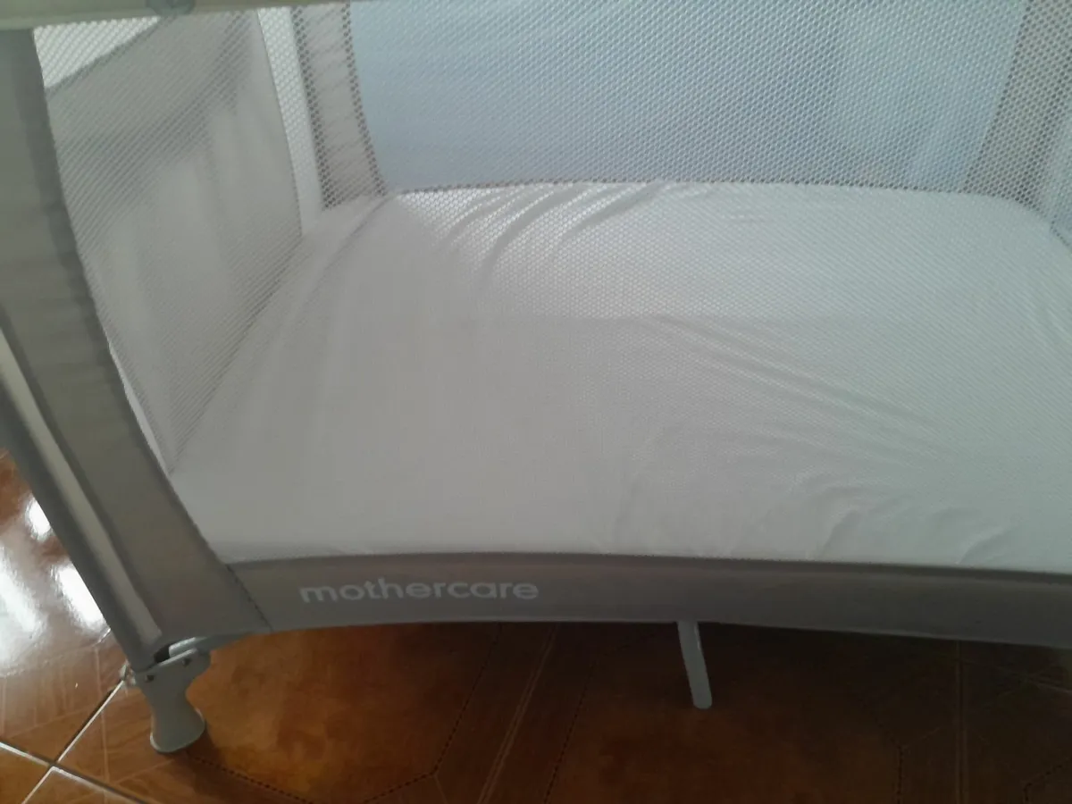 Travel cot mothercare - Image 1