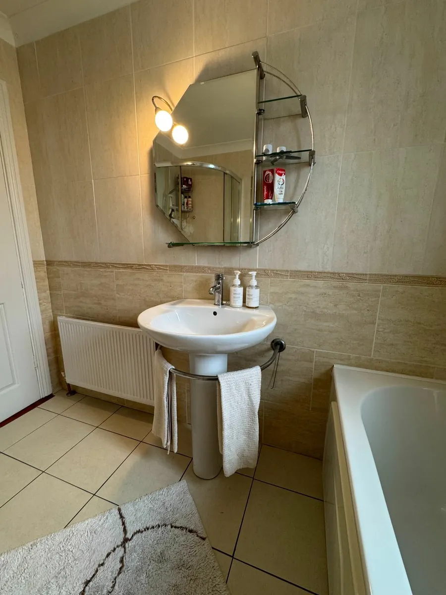 Bathroom fixtures available due to renovation - Image 4