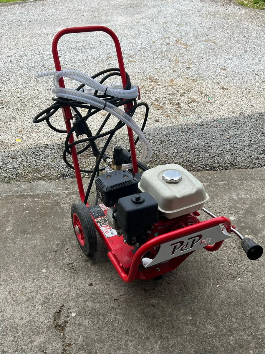 Pressure washer - Image 1