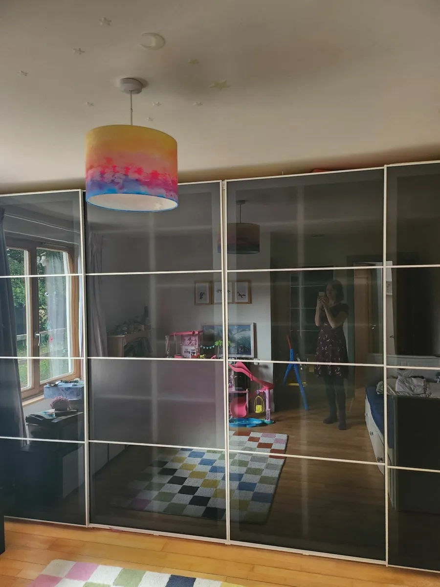 Sliding wardrobe doors - Image 2
