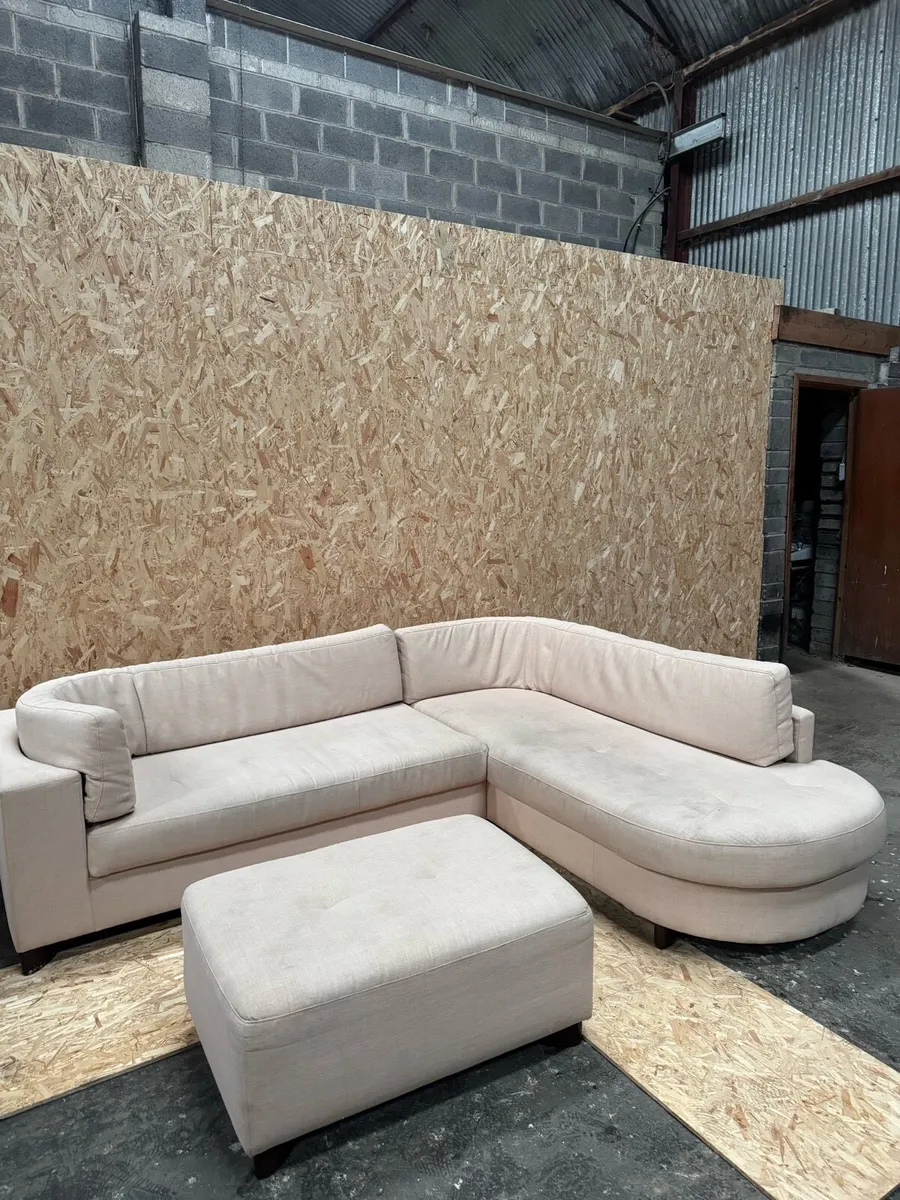 Corner sofa - Image 1