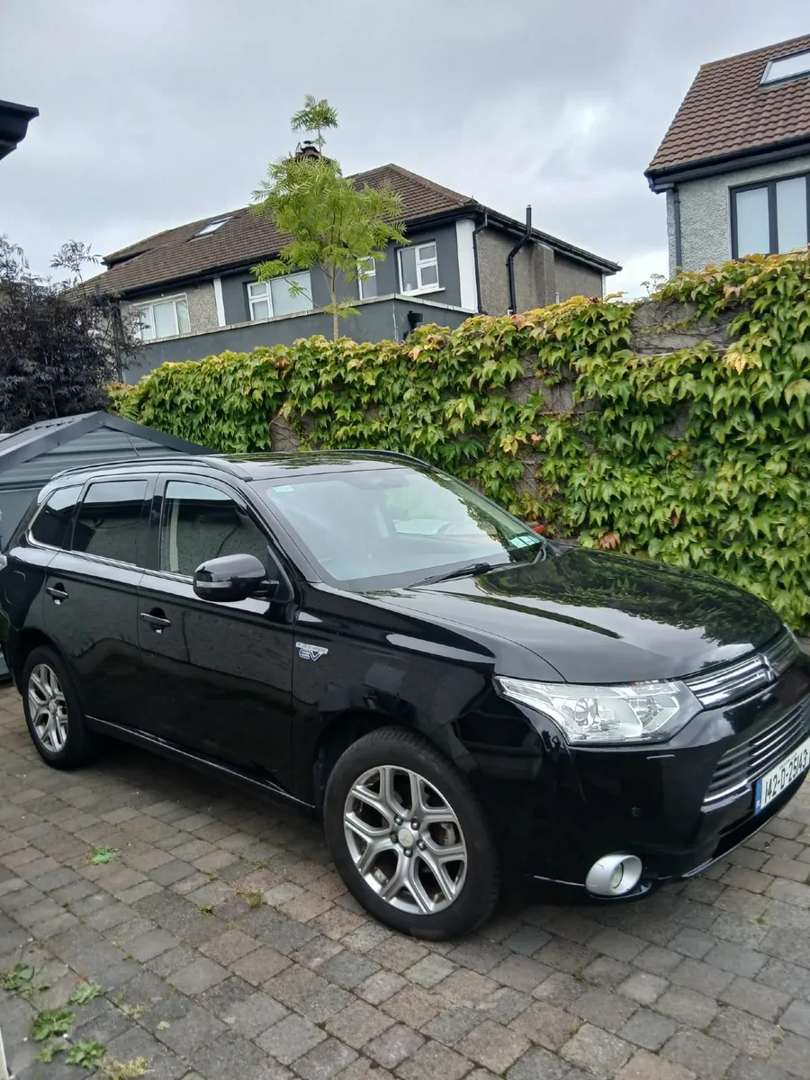 Mitsubishi Outlander 2014 GX4H - Image 2