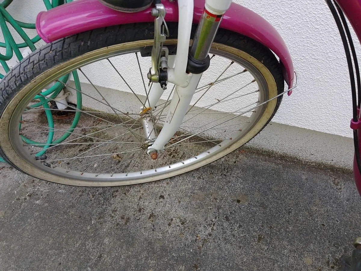 Ladies bike - Image 3