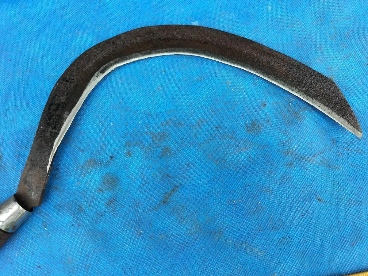 Grass Hook by Fussells - Image 2