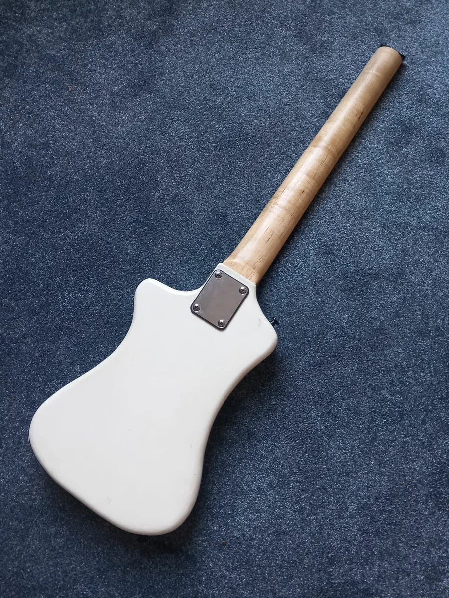 Headless Electric Guitar - Image 2