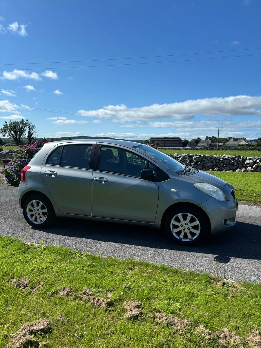 Toyota Yaris - Image 4