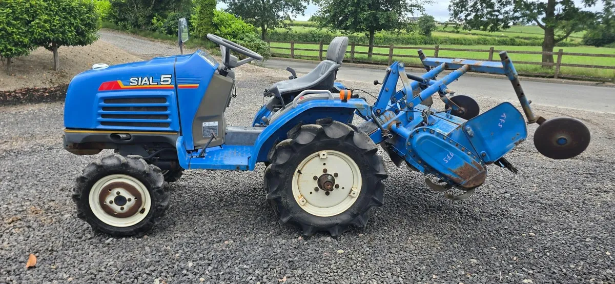 Iseki Sial 5 Mini Tractor - Image 2