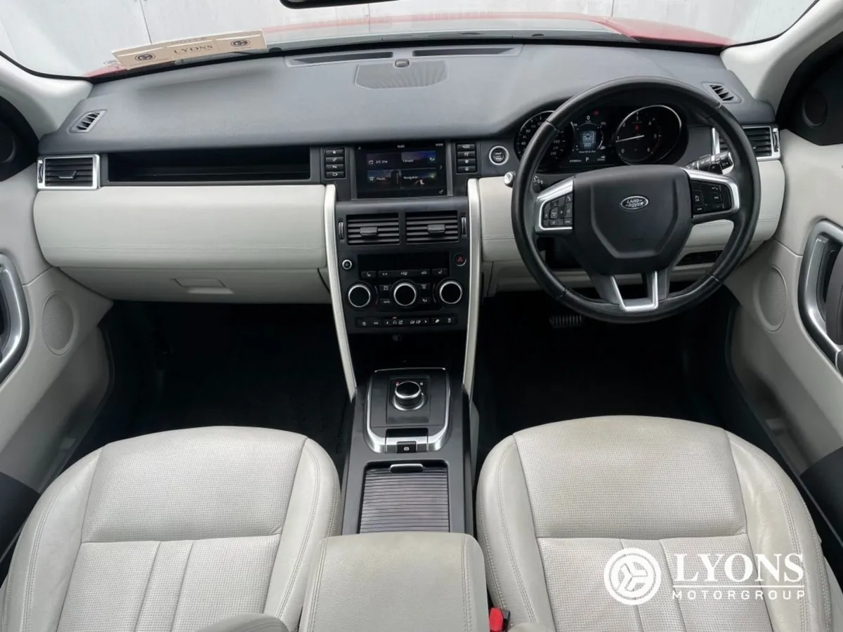 Land Rover Discovery Sport 2.0 TD4 150PS Auto SE - Image 4