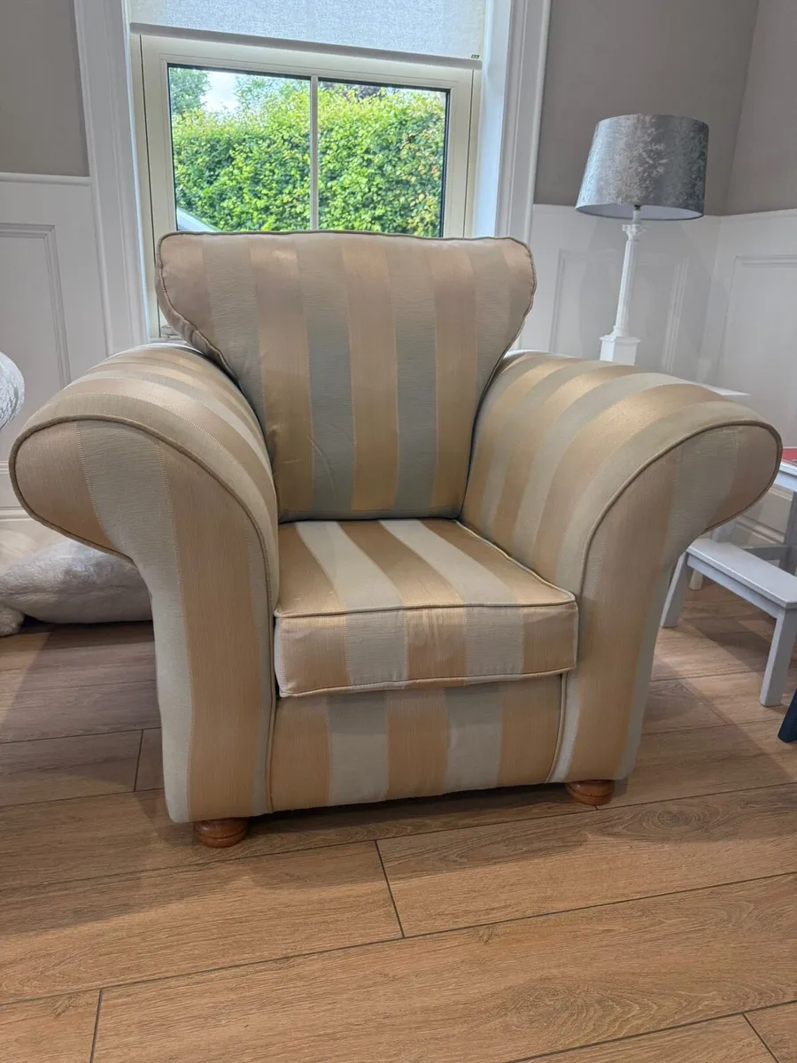Laura Ashley Suite - Image 3