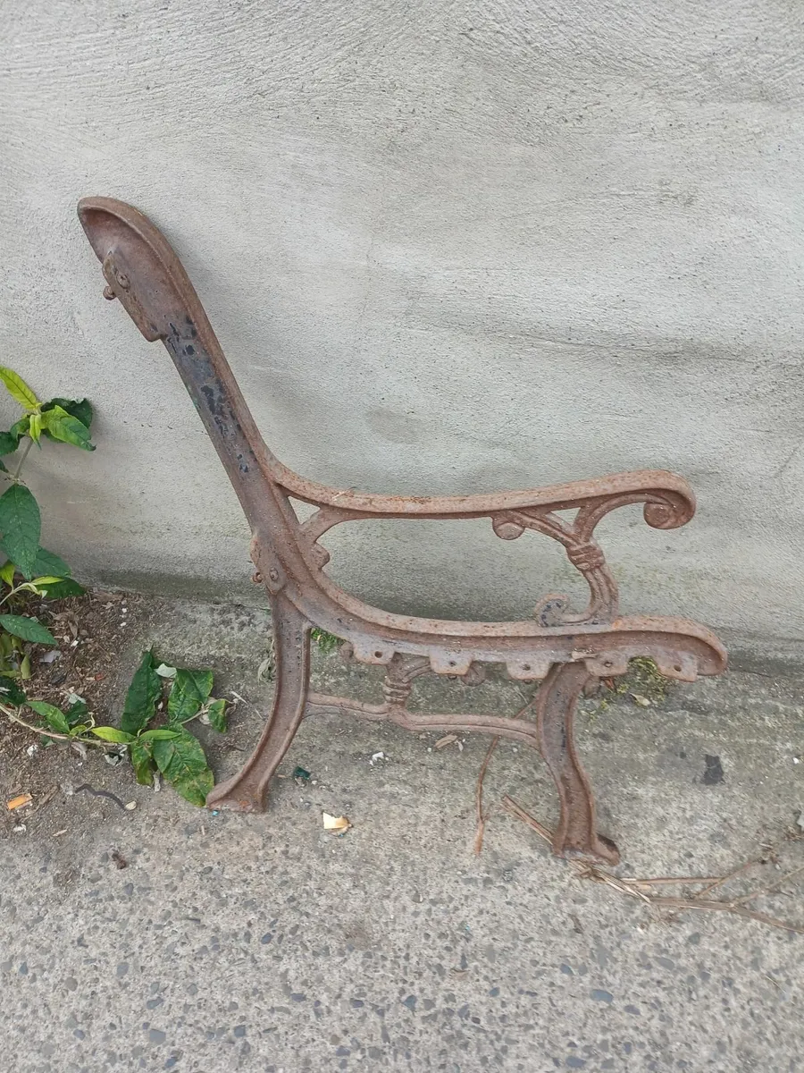 bench ends - Image 2