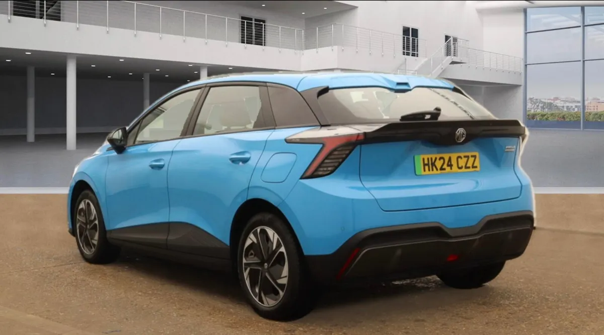 2024 MG Motors MG 4 Excite 51Kwh - Image 3
