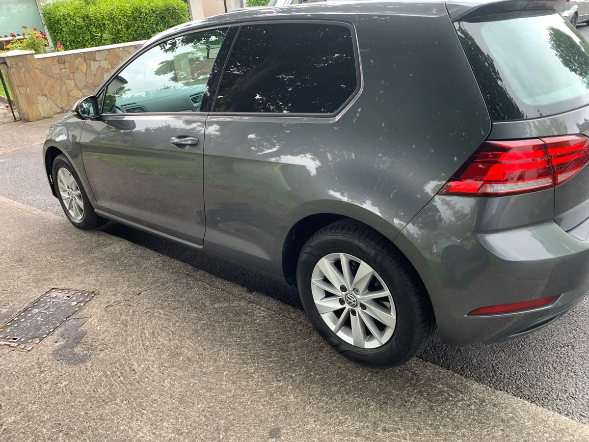 VW 1.6D Golf Van 2018 Auto - Image 3