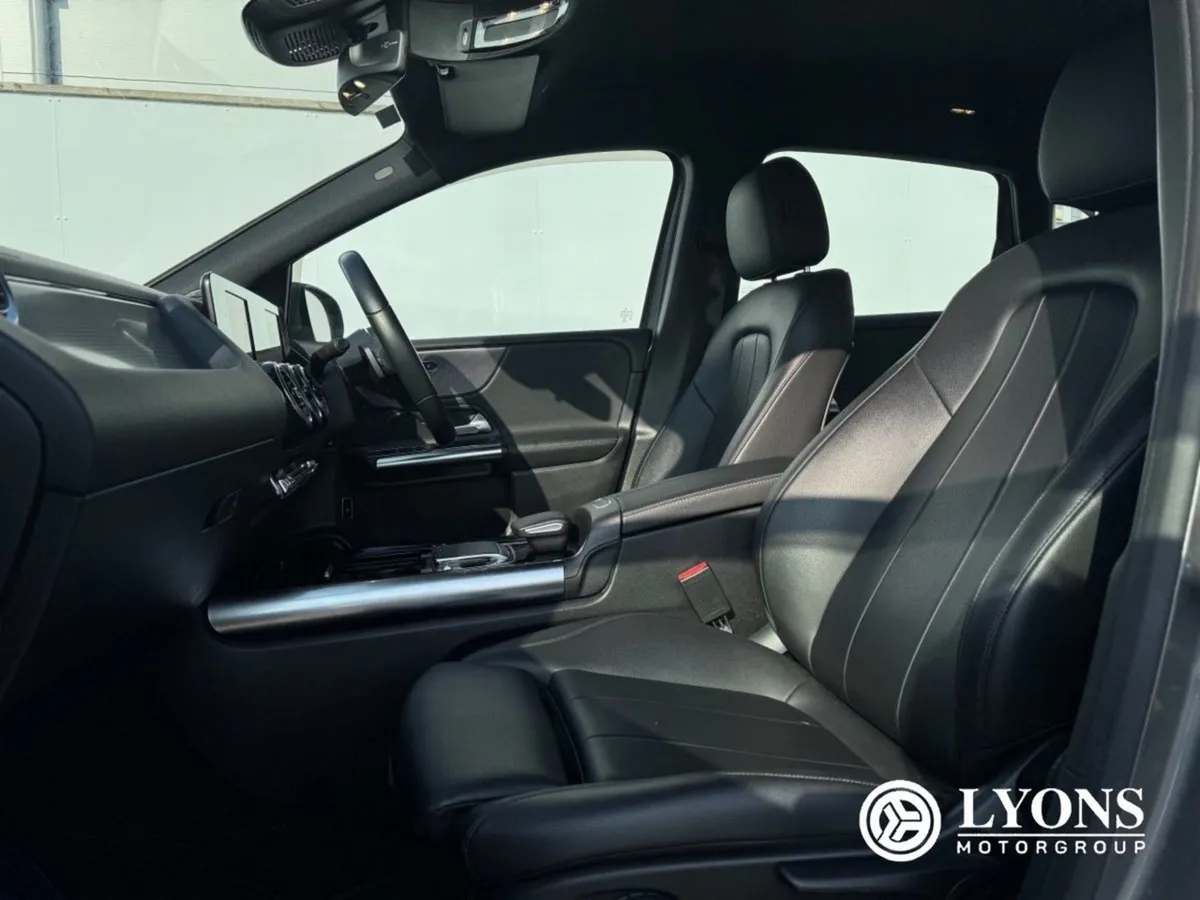 Mercedes-Benz B-Class B 180 D Style A/T - Image 3