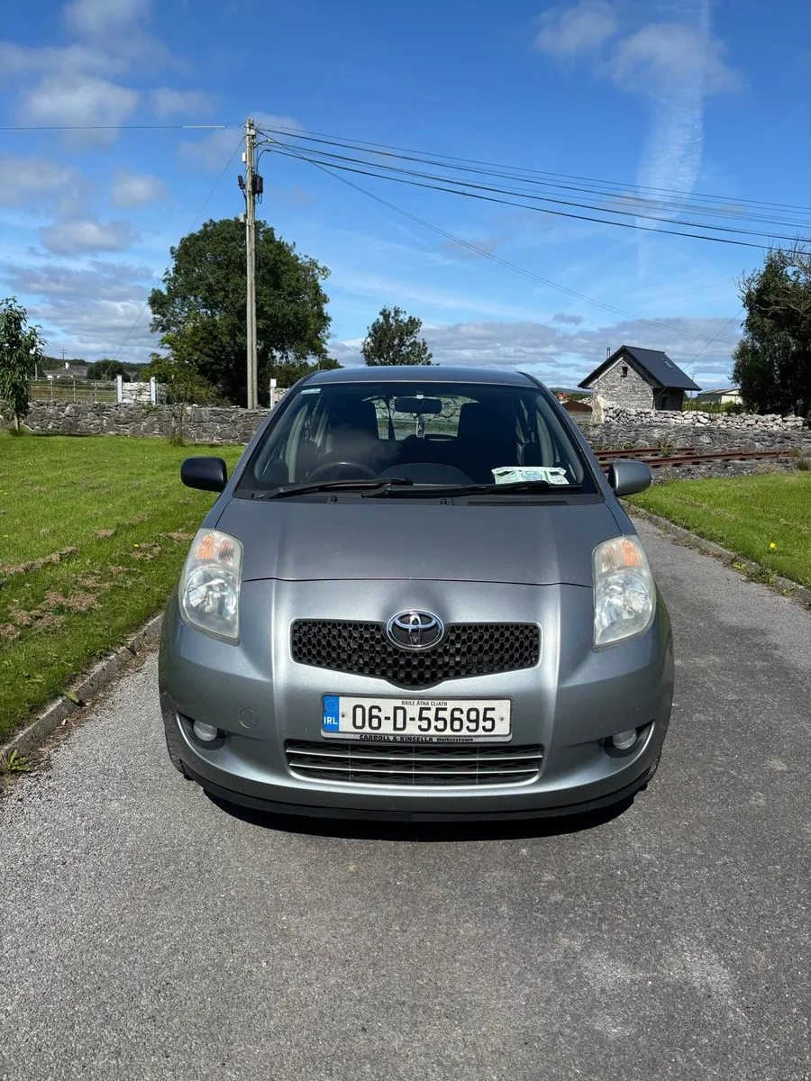 Toyota Yaris - Image 2