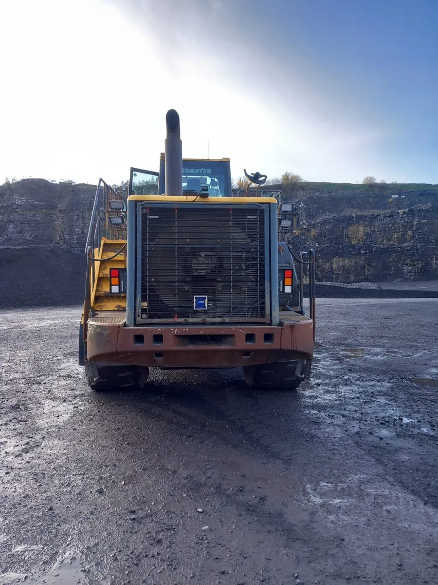 Komatsu WA600-6 - Image 3