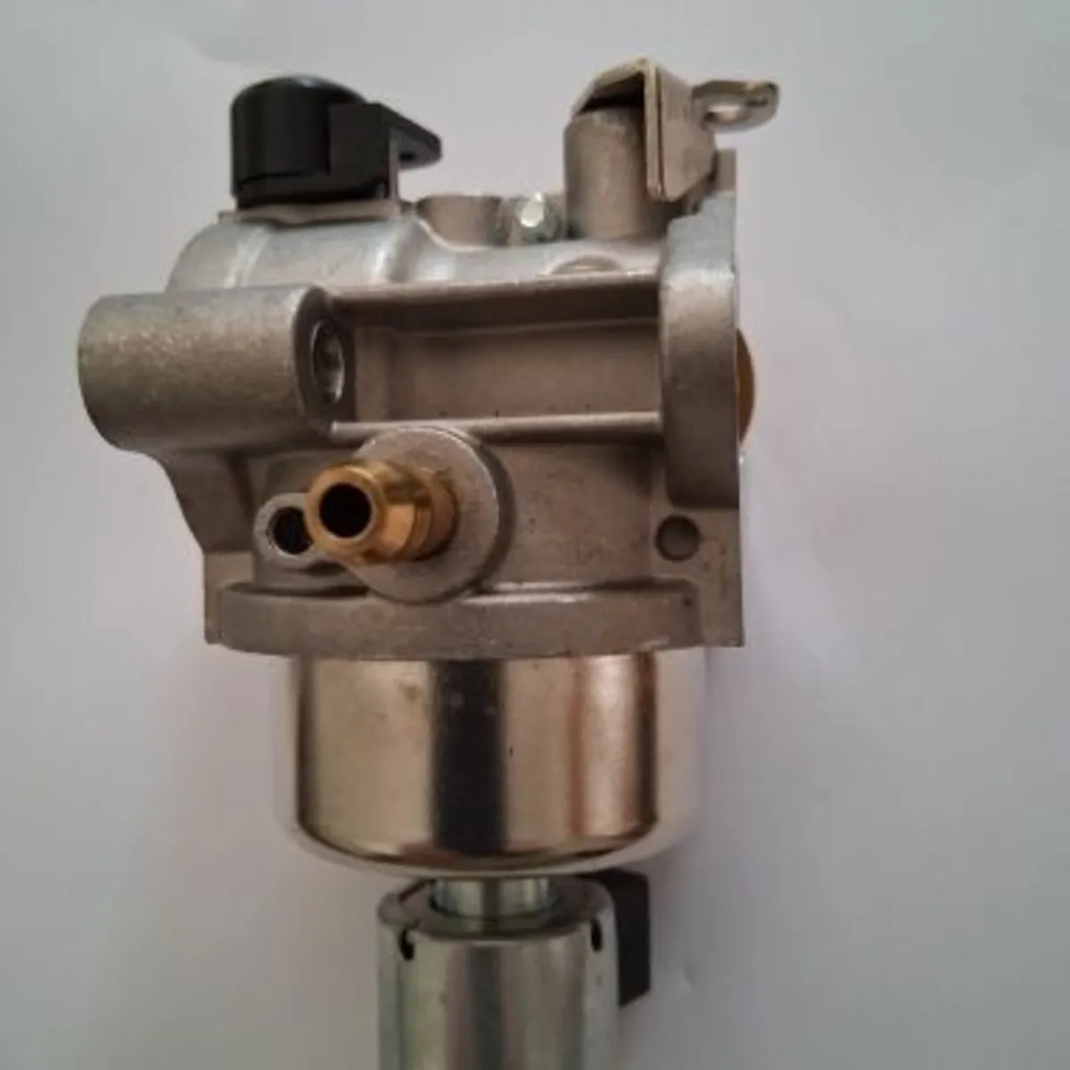 Carburettor for twin engine ride on mower 20HP - Image 2