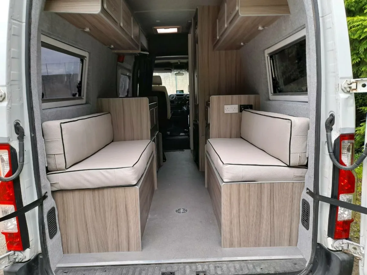 2012 CAMPER VAN - Image 4