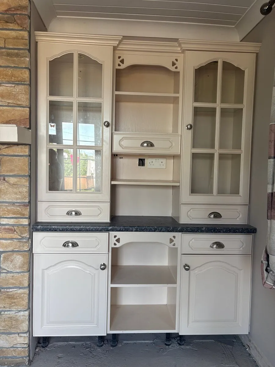 Kitchen unit