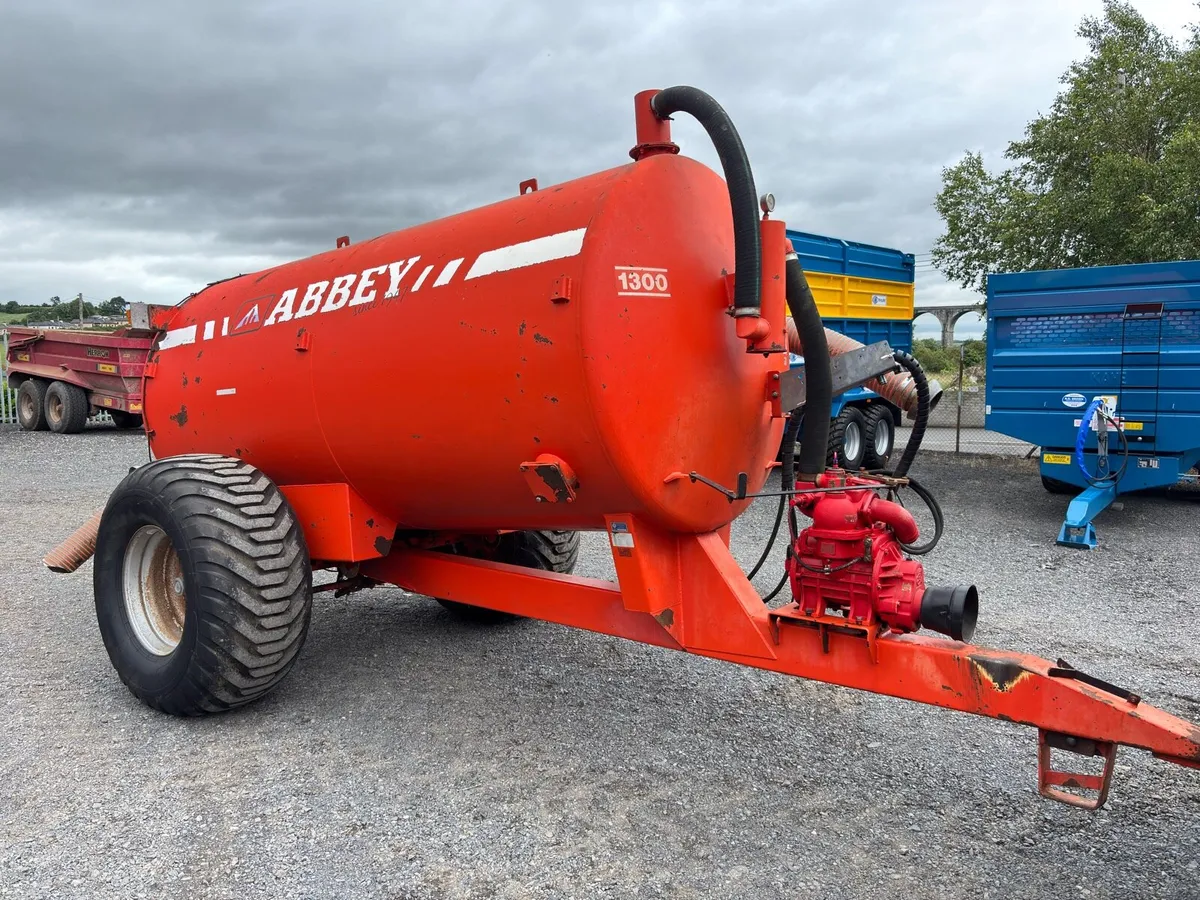 Abbey 1300 slurry tanker - Image 1