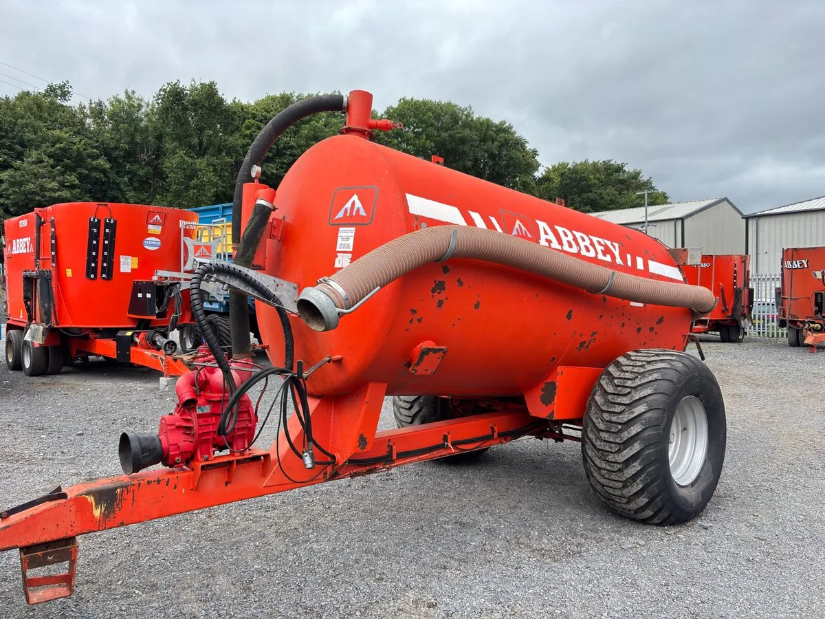Abbey 1300 slurry tanker - Image 3