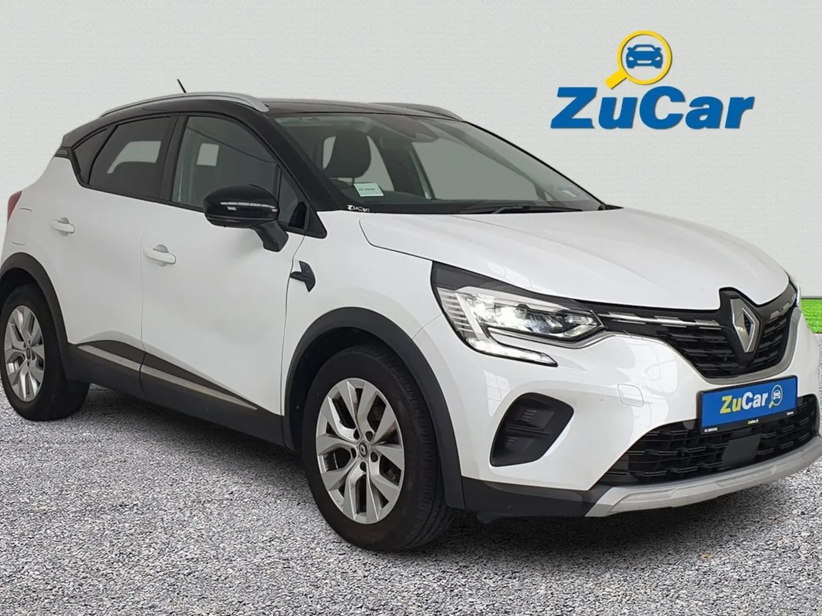 Renault Captur  27 TCe 100 Iconic - Image 1