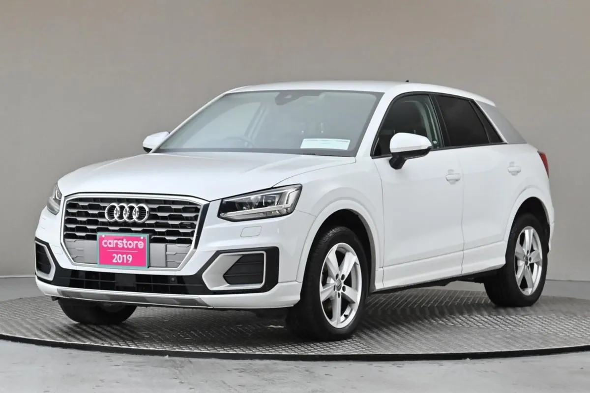 Audi Q2 1.0 Tfsi S-tr0nic 115BHP  reverse Cam par - Image 3