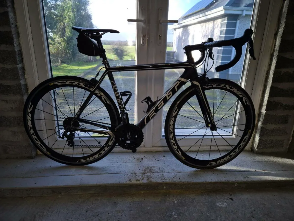 Felt F1 Road Bike - Image 1