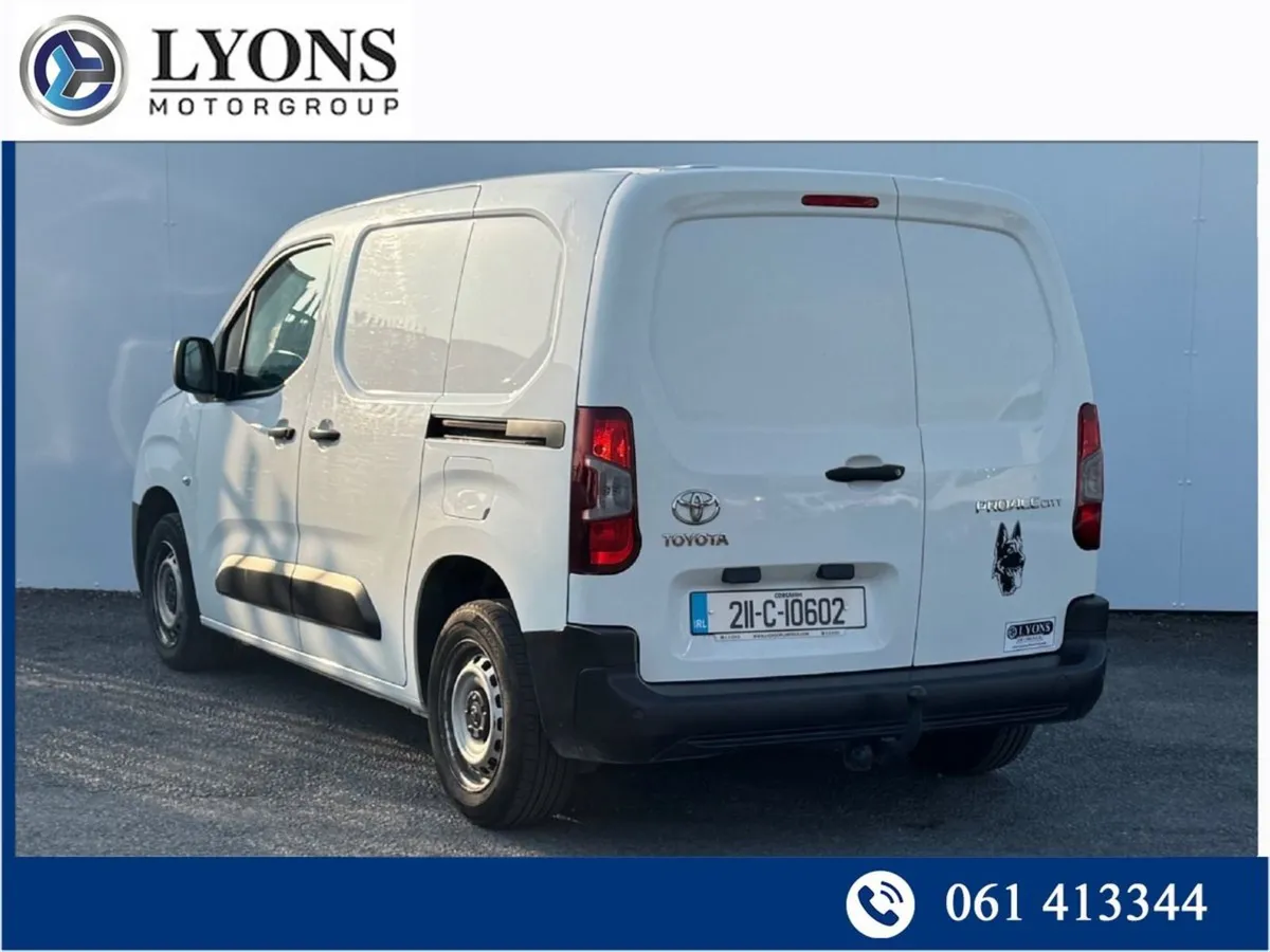Toyota Proace Proace P City 1.5 (75bhp ) GX SW - Image 2