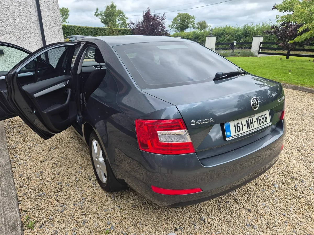 Skoda Octavia 2016 - Image 4