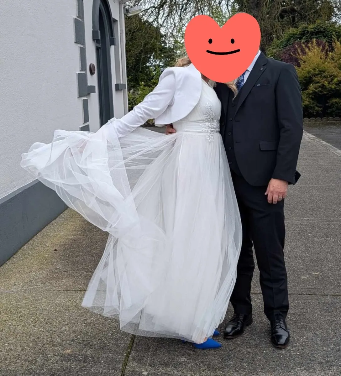 Wedding dress UK12 - Image 3