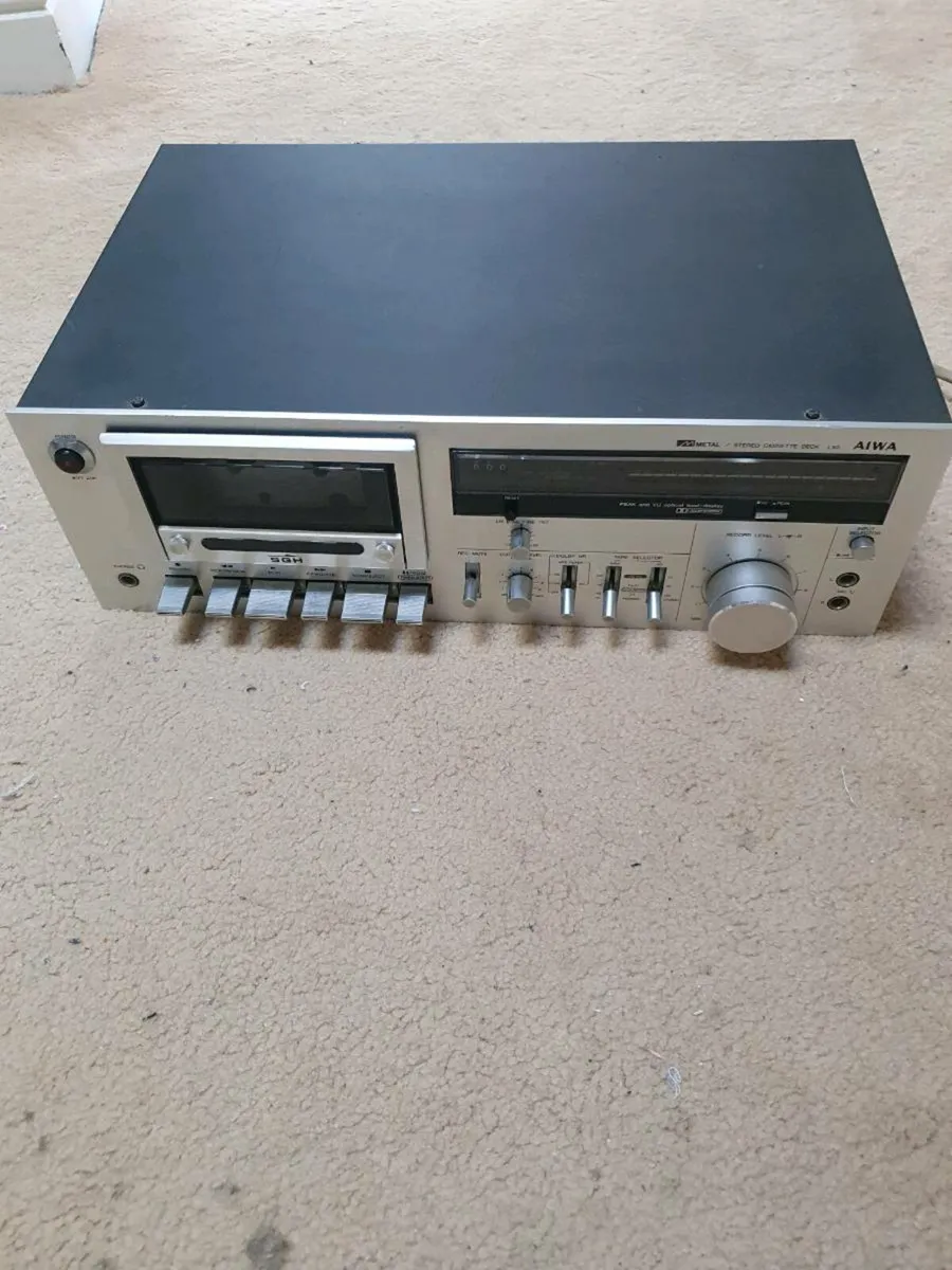 AIWA vintage cassette deck - Image 2