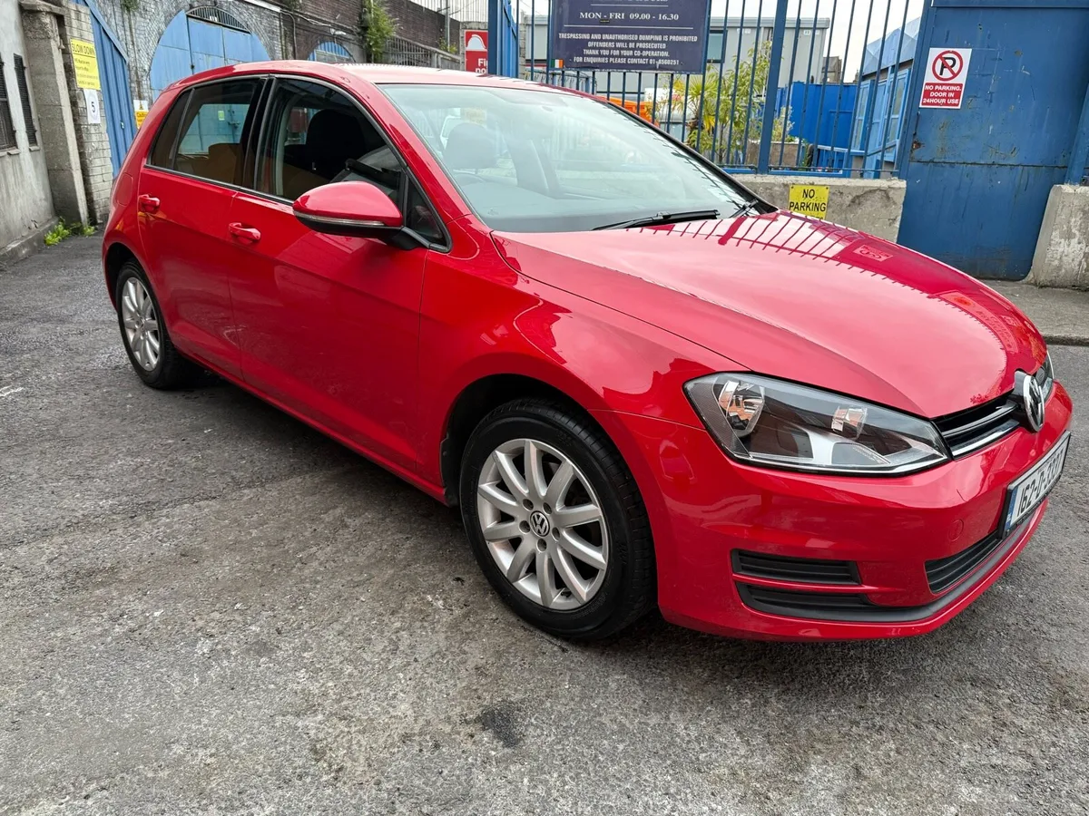VW Golf 1.6tdi Automatic - Image 2