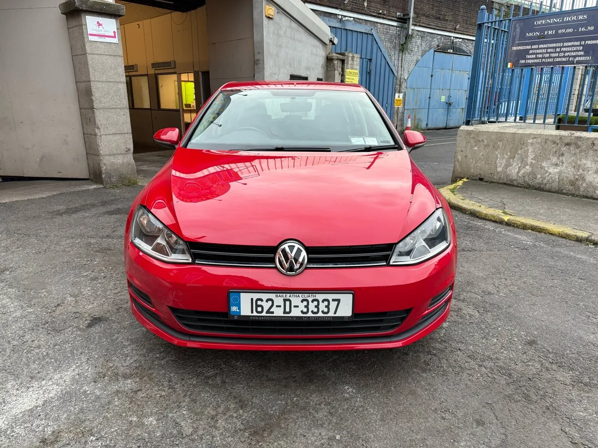 VW Golf 1.6tdi Automatic - Image 4