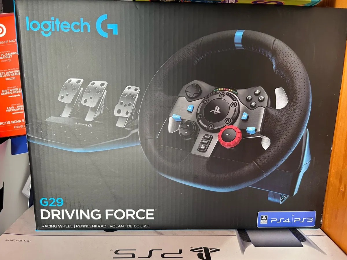 Logitech g29 Racing wheel