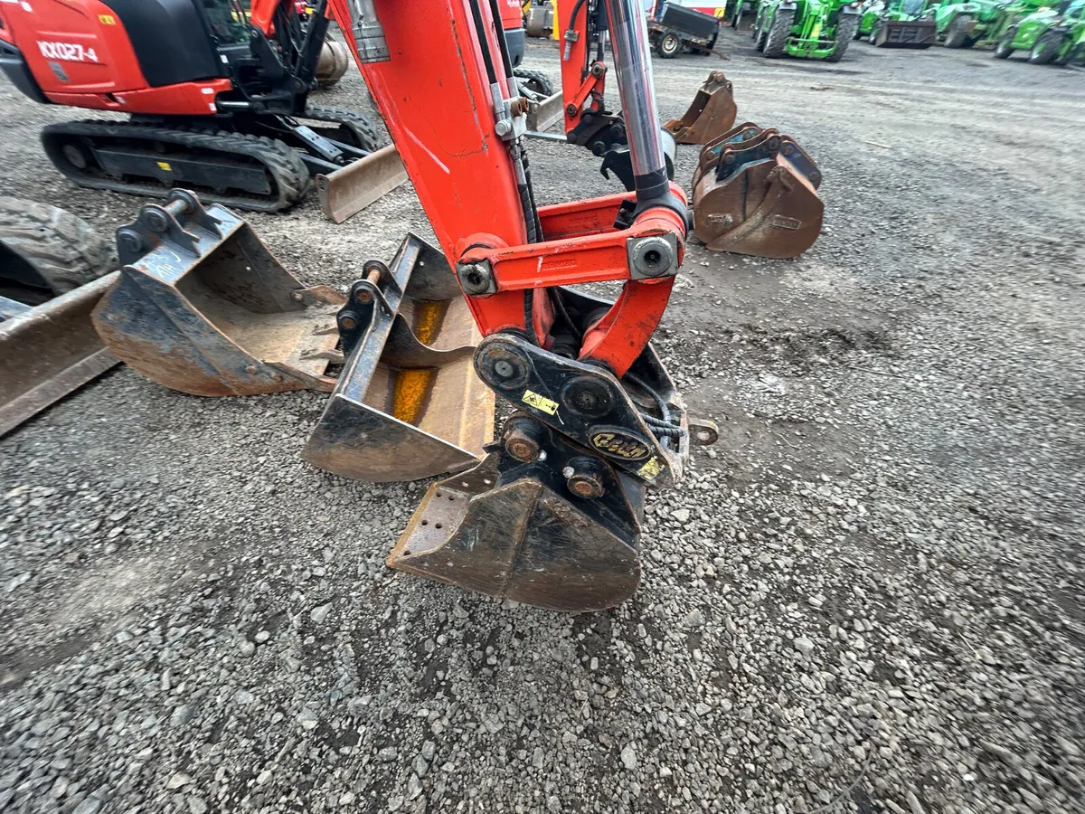2023 KX030-4 Kubota digger - Image 2