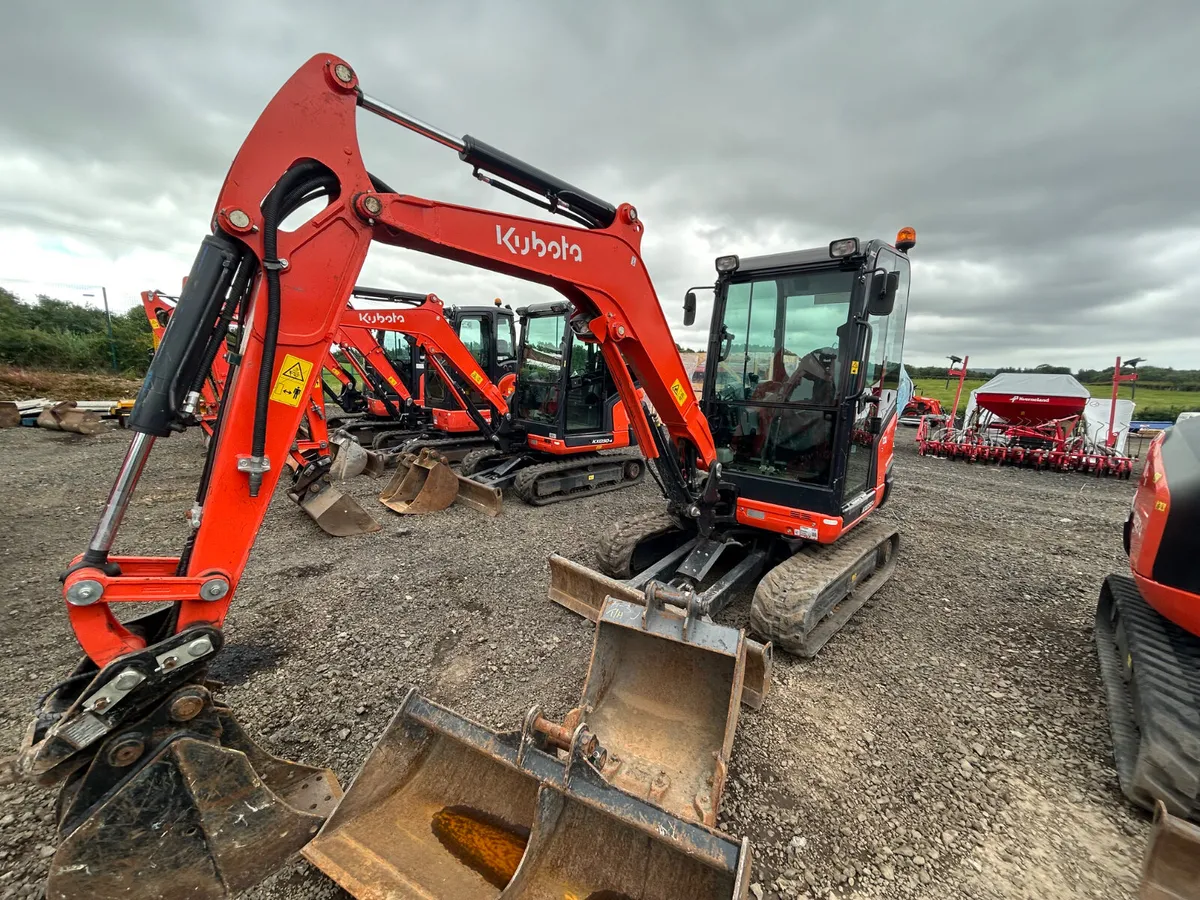 2023 KX030-4 Kubota digger - Image 4