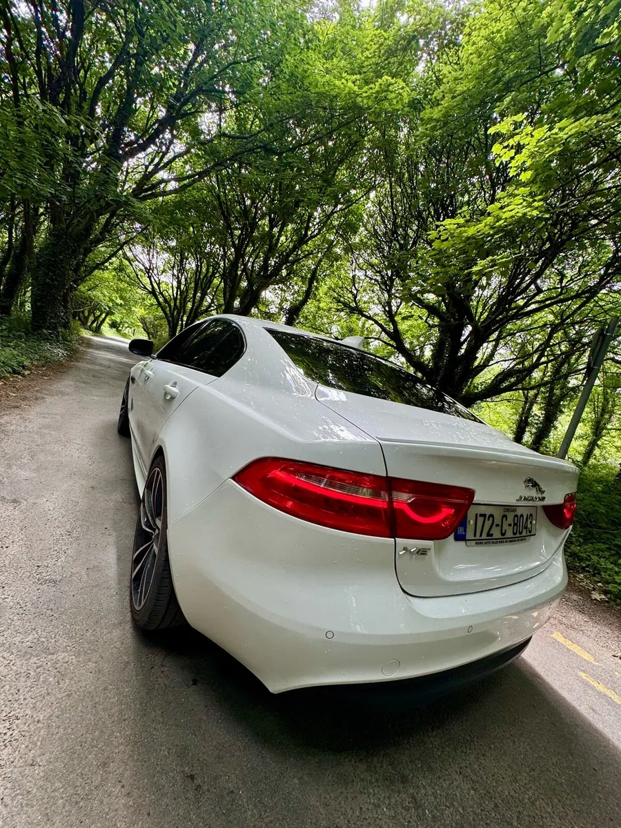 2017 JAGUAR XE R SPORT NCT+TAX - Image 3