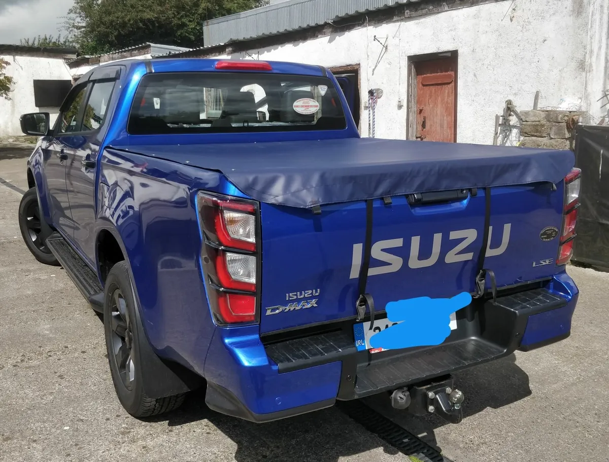 Car top - Image 1