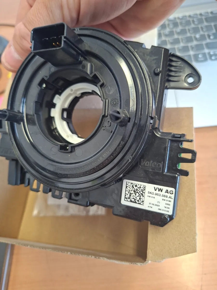 NEW Audi a1 clockspring/squib 2016 auto petrol - Image 3