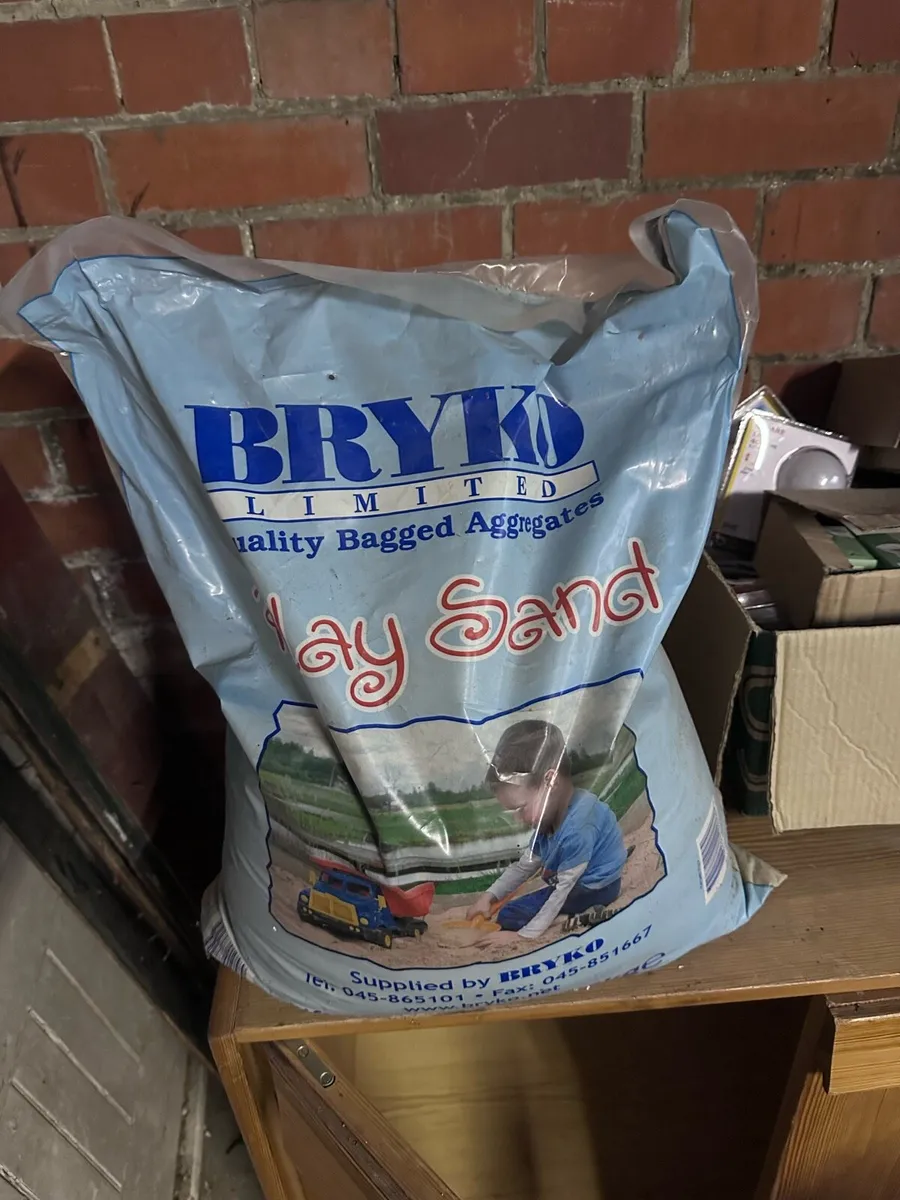 Bag of play sand - unopened