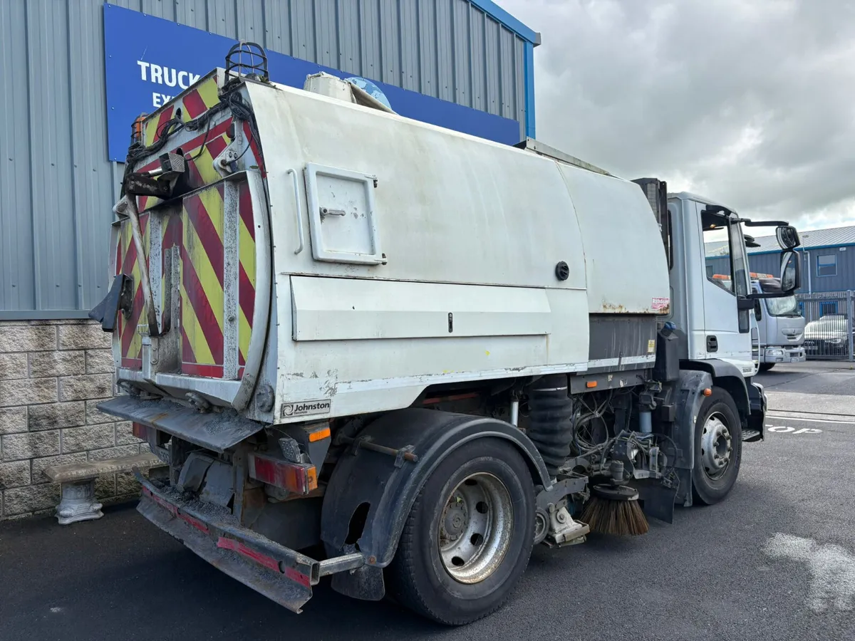 For Sale: Iveco Road Sweeper - Image 2
