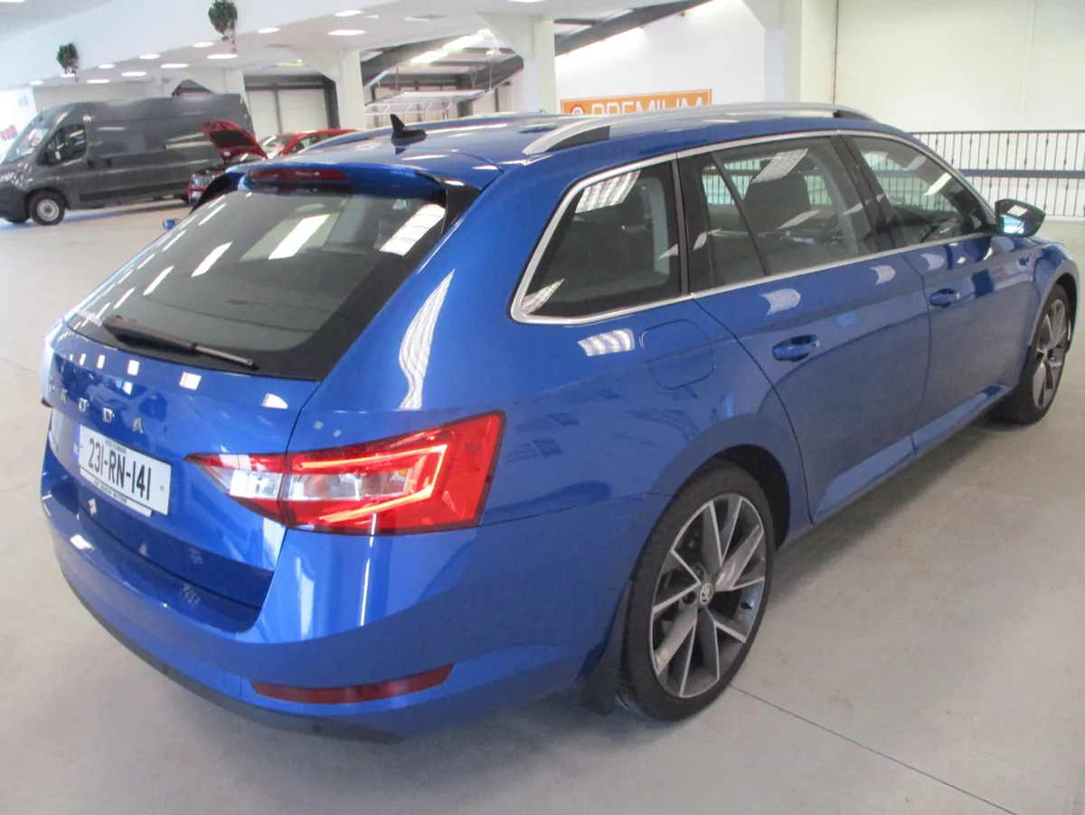 Skoda Superb Combi Estate2023 - Image 4