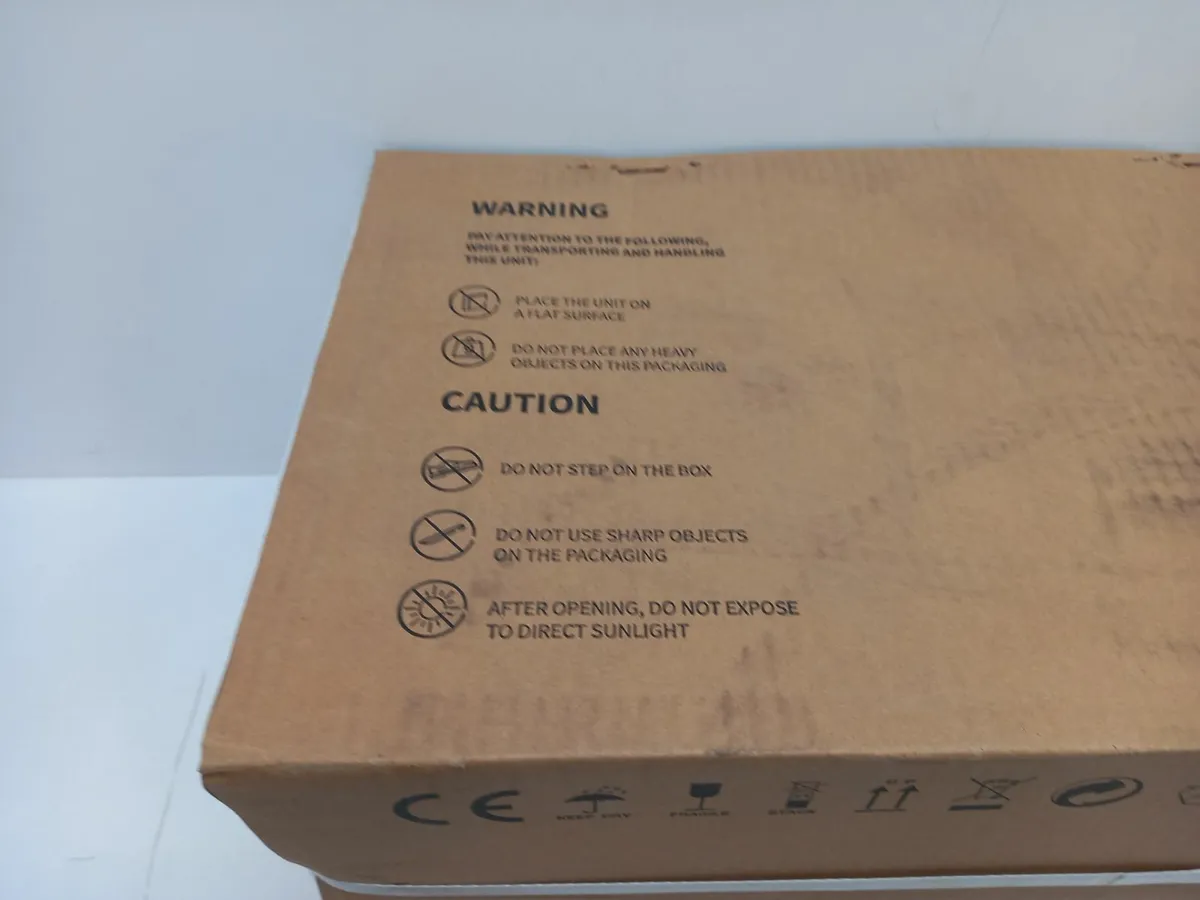 Online Auction Of An Air Conditioner Indoor Unit - Image 2