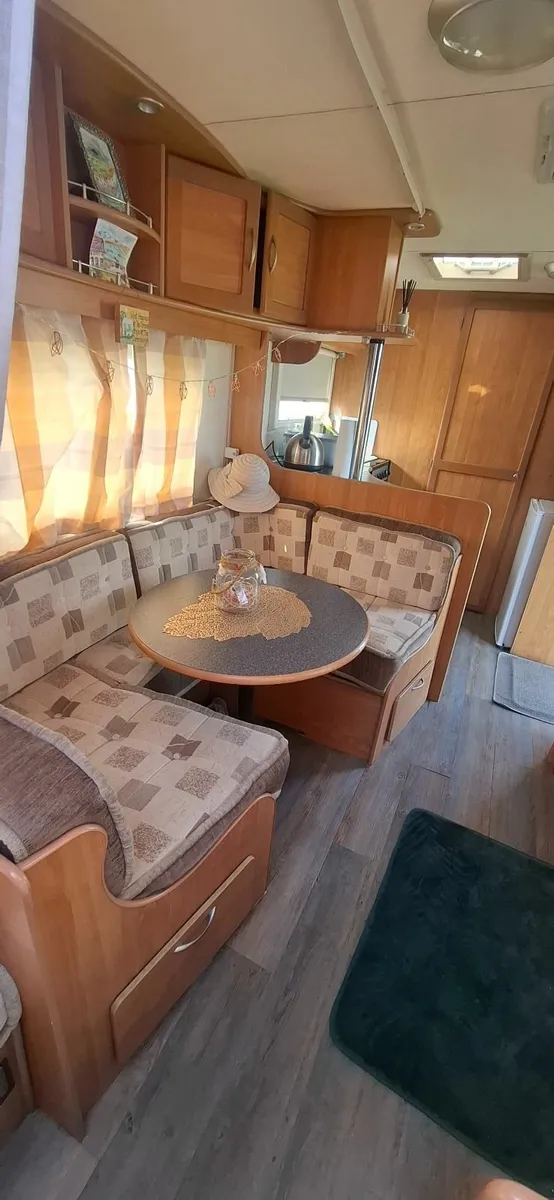 Fleetwood EB600 Caravan - Image 3