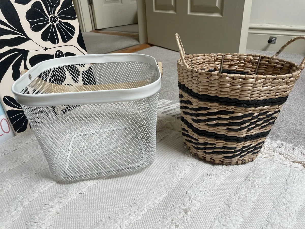 2 baskets - Image 1