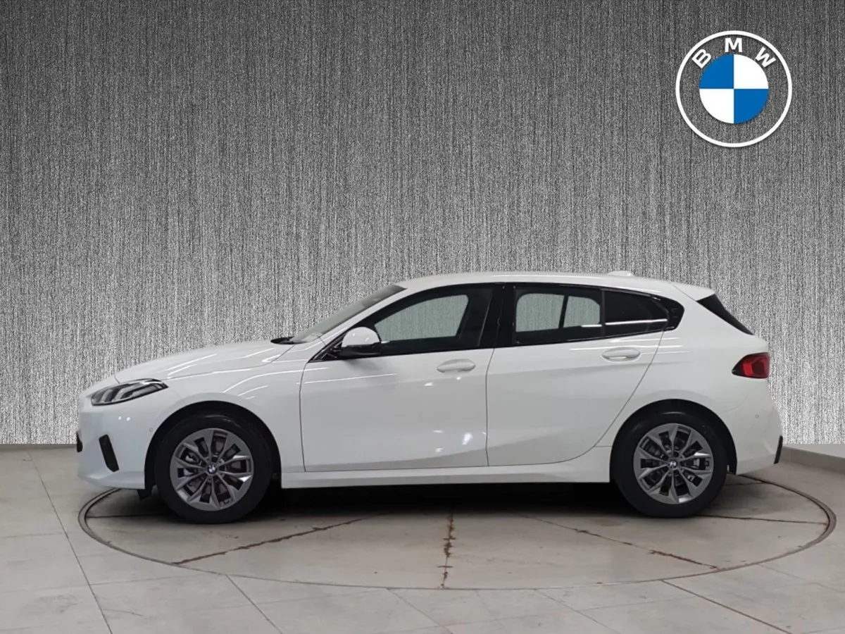 BMW 1 Series BMW 120 Sport Auto 5DR - Image 4