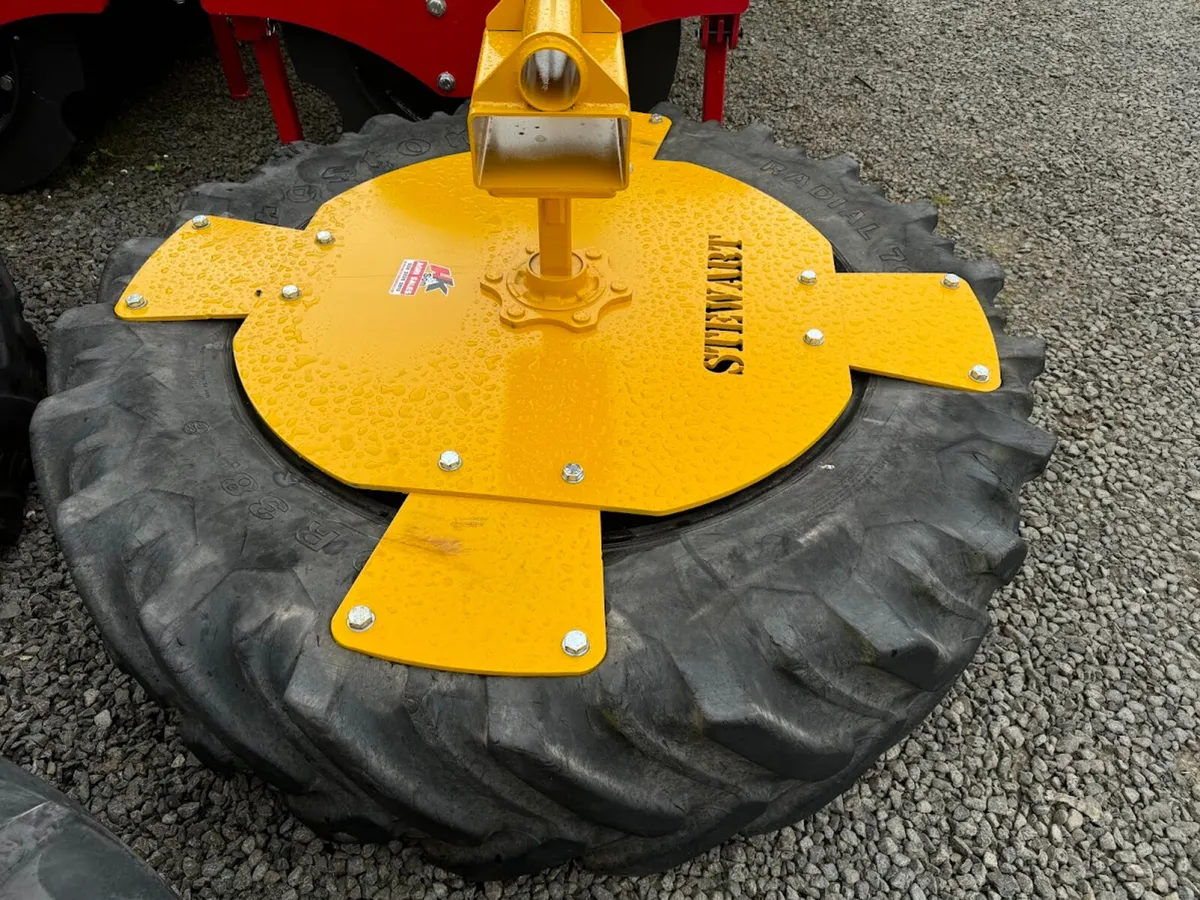 New Stewart 38" Tyre Silage Pusher - Image 2