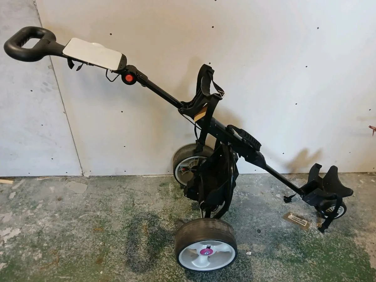Mocad in excellent condition at Golf Concepts - Image 2