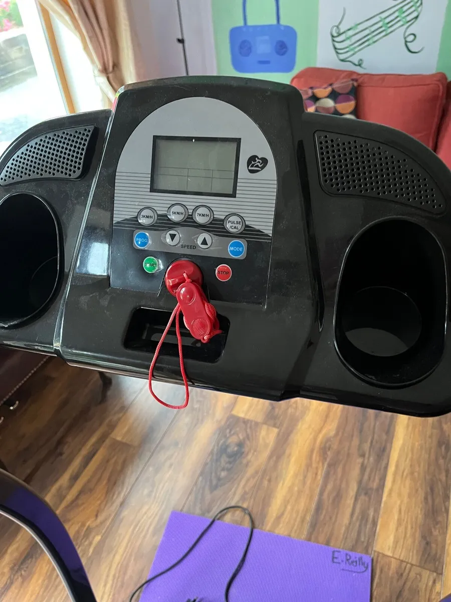 Treadmill - Image 1