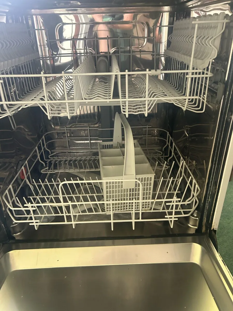 Dishwasher - Image 4